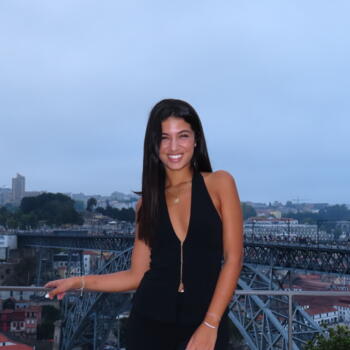 Babysitter in Porto: Malak