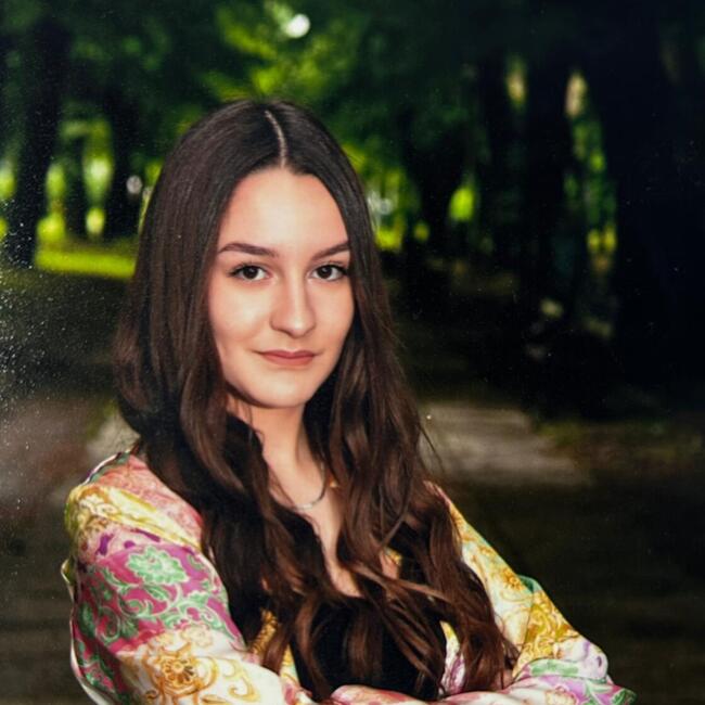 Babysitter in Popeşti-Leordeni: Raisa