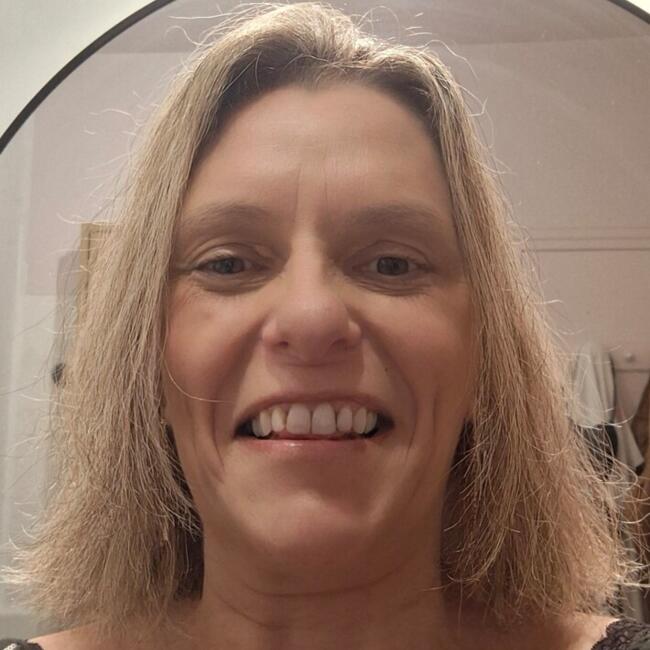 Babysitter in Perros-Guirec: Edith