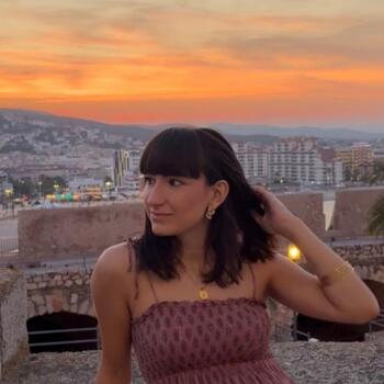 Niñera en Pamplona: Sofia