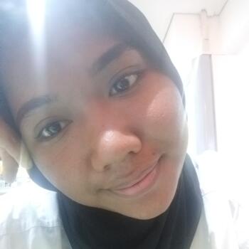 Babysitter Jakarta: Sally