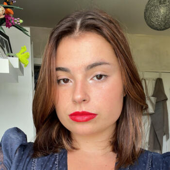 Babysitter in Mont-Saint-Aignan: Sarah