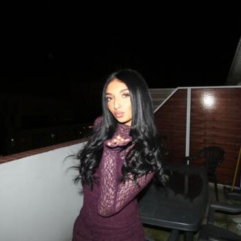 Babysitter in Creil: Lyna