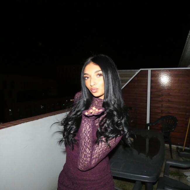 Babysitter in Creil: Lyna