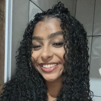 Babysitter in Macaé: Ágatha