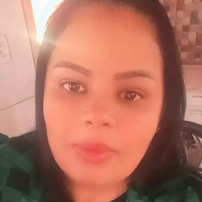 Babysitter in Valparaíso de Goiás: Iolanda