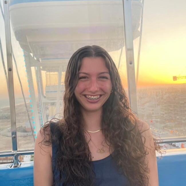 Babysitter in Fazendas de Almeirim: Letícia