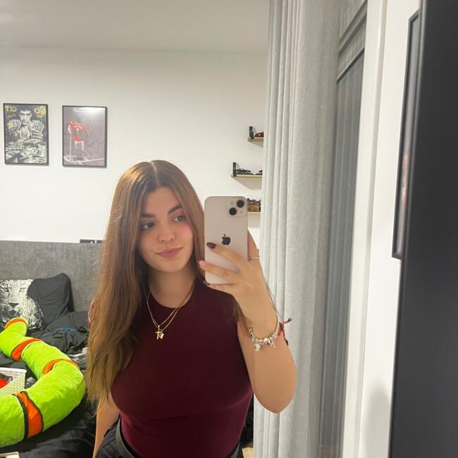 Babysitter in Badalona: Brenda