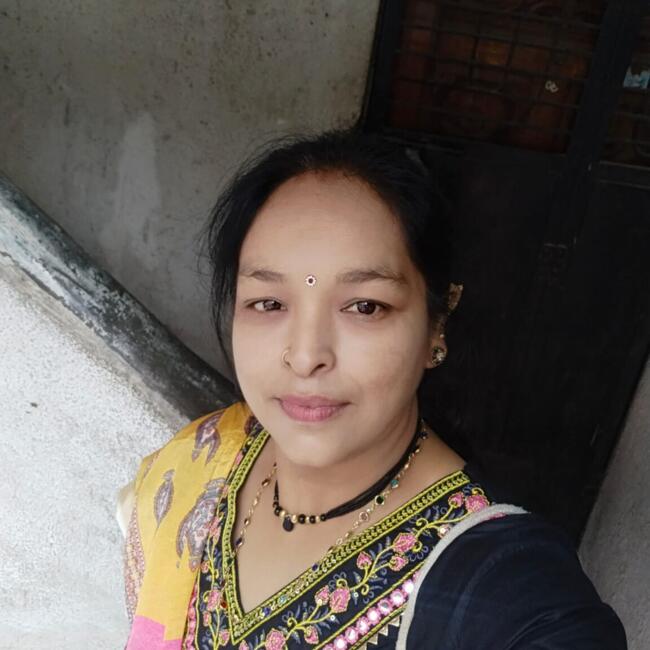 Babysitter in Pune: Rupali