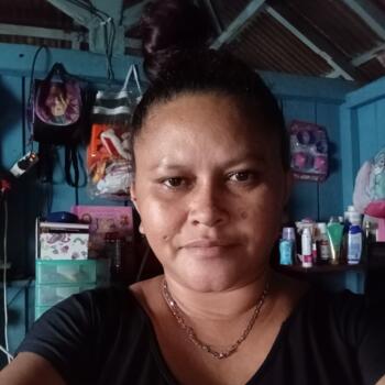 Babá em Manaus: Solange