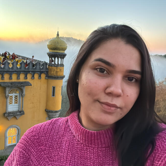 Babysitter in Sintra: Yunna