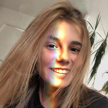 Babysitter in Saint-Chamond: Oceane