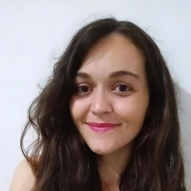 Babysitting job in São Miguel do Anta: Mercia