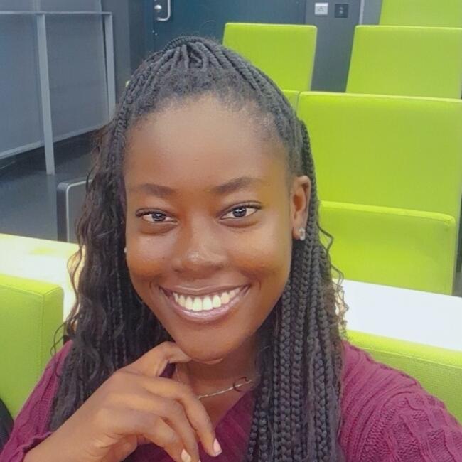 Barnvakt i Åbo: Abena