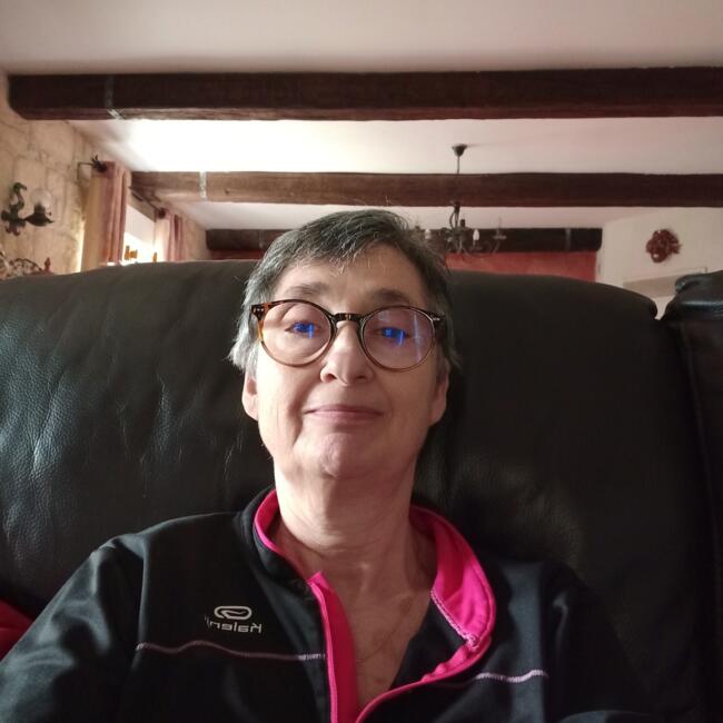 Babysitter in Vernouillet: Geneviève