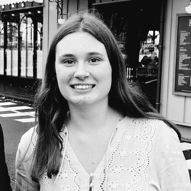 Babysitter in Mérignac: Victorine