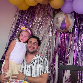 Babysitting job in San Fernando: babysitting job Elton
