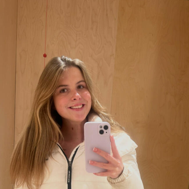 Babysitter in Egham: Maisie-May