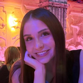 Babysitter in Navalcarnero: María