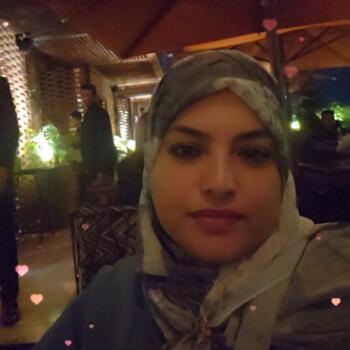 Nanny Décines-Charpieu: Rachida