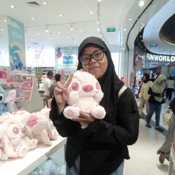 Babysitter Jakarta: Sari