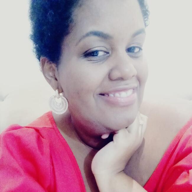 Emprego de babá em Salvador: Kelly