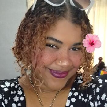 Babysitter Panama City: Adriana Herazo