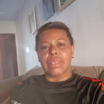 Babysitter Mauá: Claudia