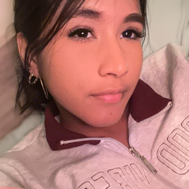 Babysitter in Bussy-Saint-Georges: Naomi