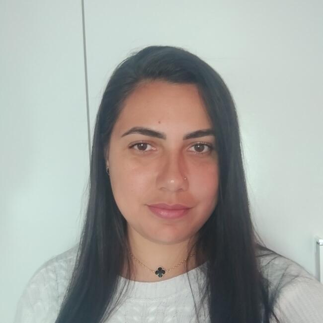 Babysitter in Porto Alegre: Pâmela