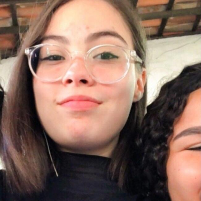 Babá em Vitória da Conquista: Yasmin