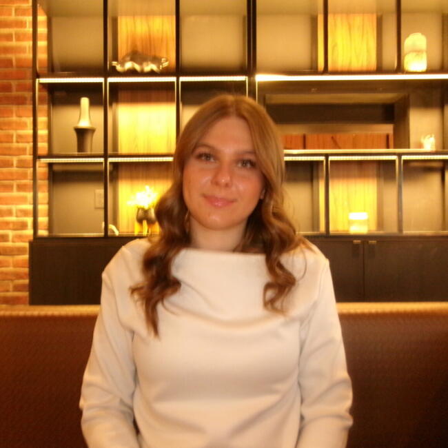 Babysitter in Rochester: Karyna