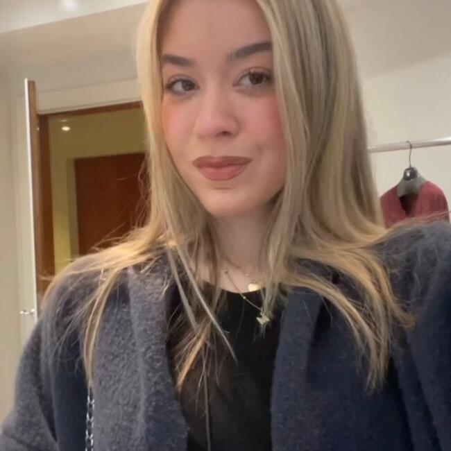 Babysitter in Voula: Μελίνα