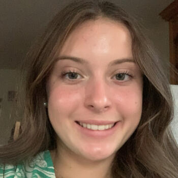 Babysitter in Saint-Martin-d'Hères: Justine