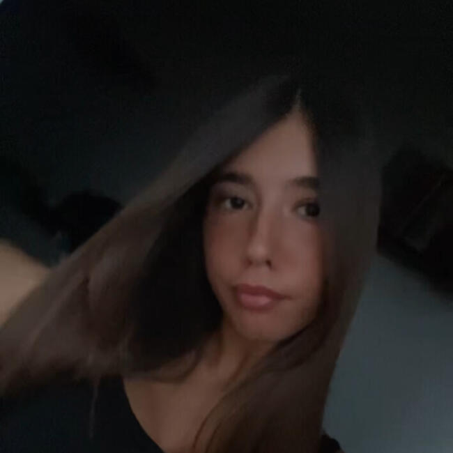 Babysitter in Paris: Ava