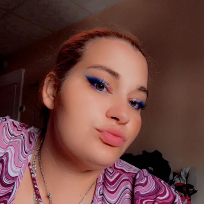 Babysitter in Parkville: Whitney