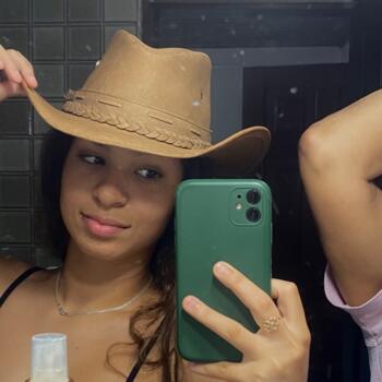 Babysitter in Lauro de Freitas: Mariana