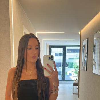 Babysitter in Pamplona: Andrea