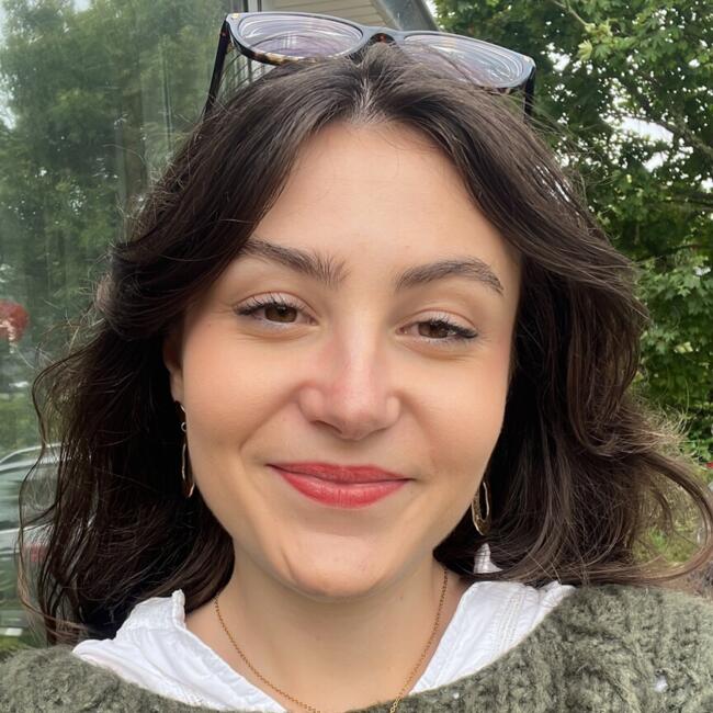 Babysitter in Rennes: Lena