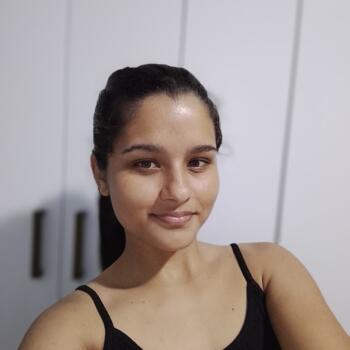 Babysitter in Vitória da Conquista: Stefany