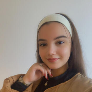 Babysitter in Ottignies-Louvain-la-Neuve: Sandra