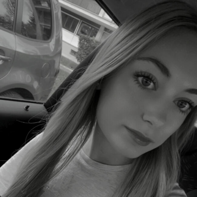 Nounou à Sérézin-de-la-Tour: Luna