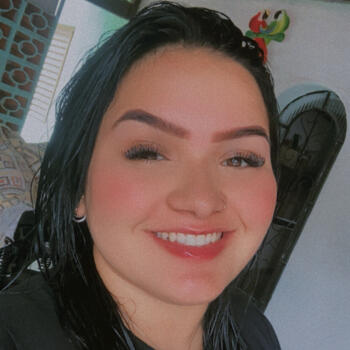 Babá Pindamonhangaba: Luana