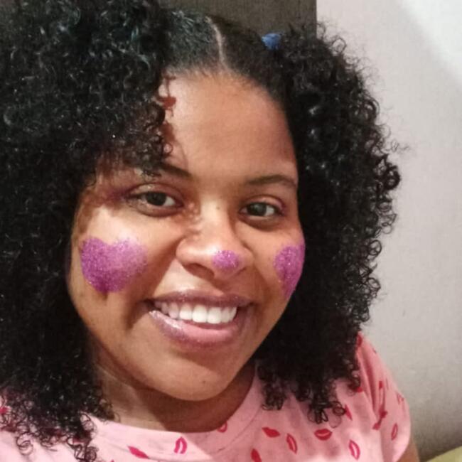 Babysitter in Salvador: Elayne