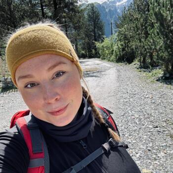 Babysitter Prague: Emilia