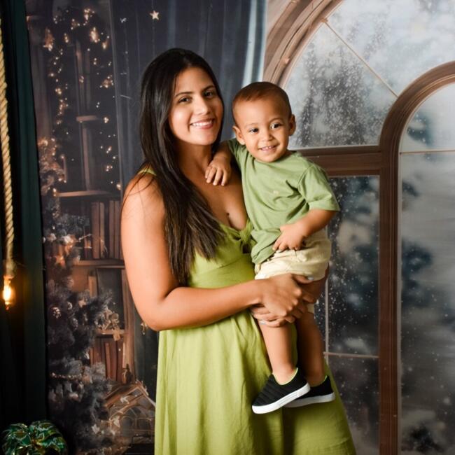 Trabalho de babysitting em Braga: Andriele