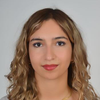 Babysitter in Rabat: Hasna