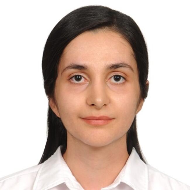 Babysitter στην περιοχή Milan (Lombardia): Fari