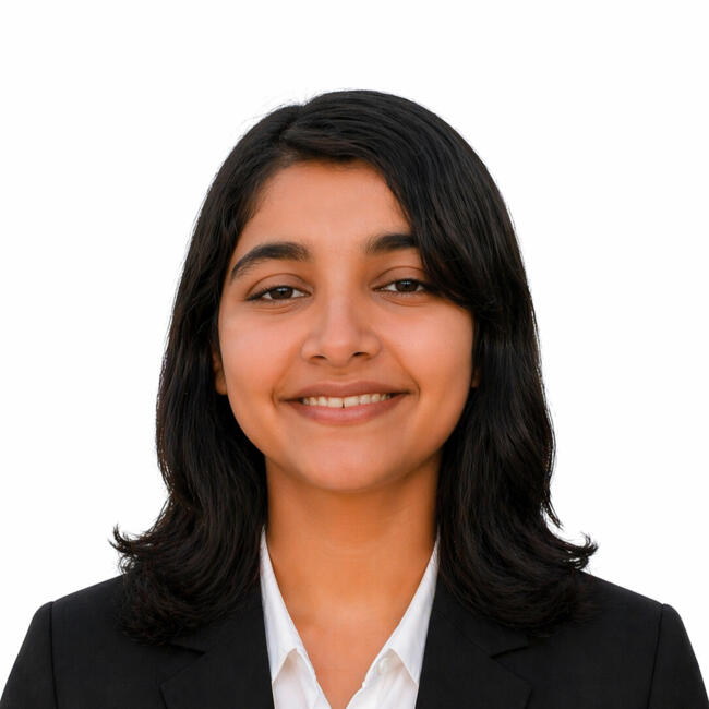 नोएडा में बेबीसिटिंग की नौकरी: Antara