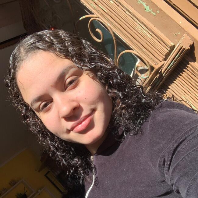 Babysitter in Esteio: Naiara